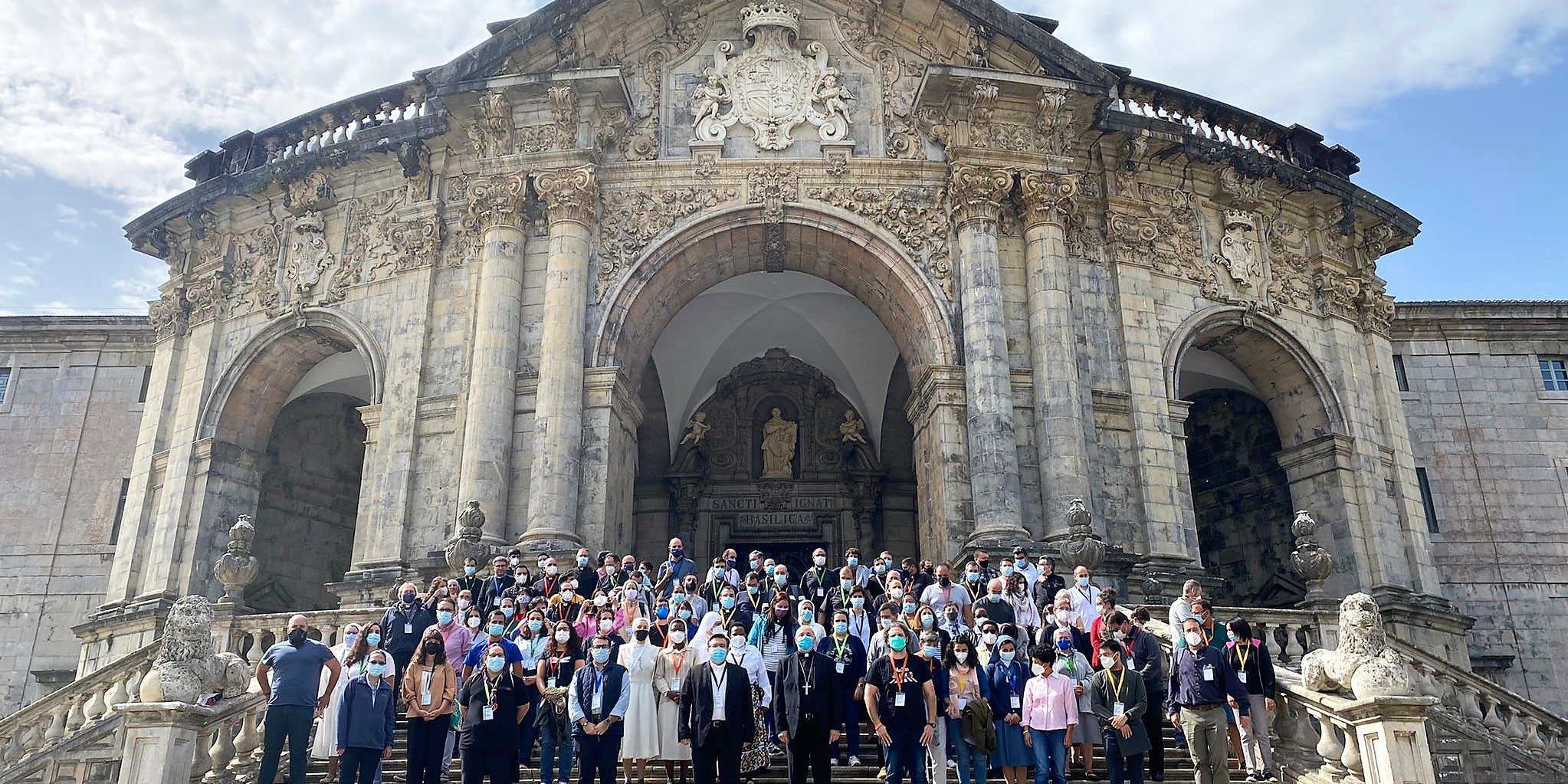 9426full-loyolafull-grupofull-gra