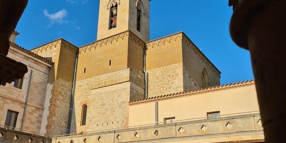 Repique campanas Avellanes