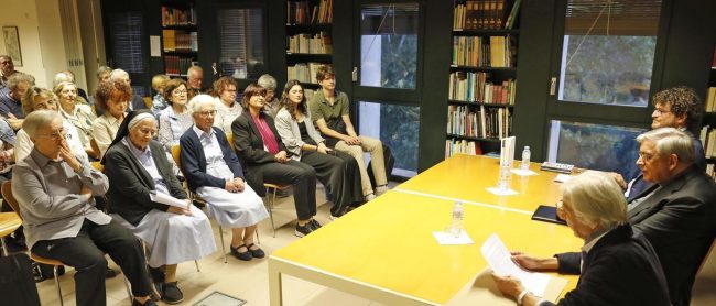 David Pagès posa en valor l’amor per la llengua i la fe cristiana a «Fe arrelada»