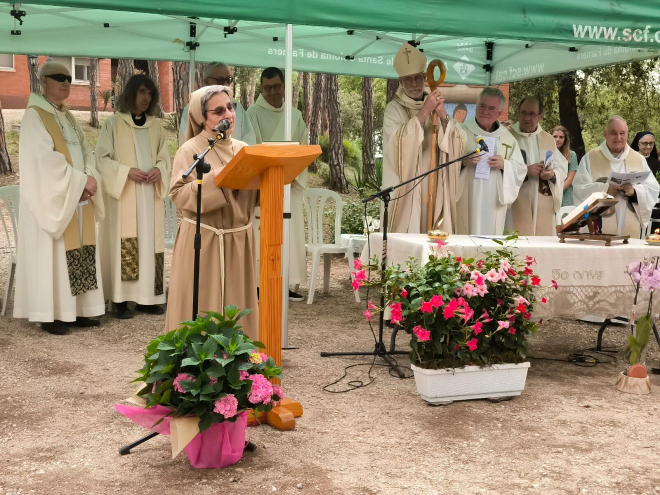 Celebració amb motiu dels 50 anys de la Fraternitat Santa Clara de Vilobí d'Onyar