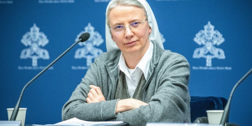 simona brand