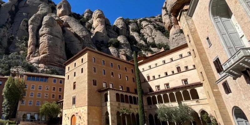 1.000 maristes a Montserrat per al Mil·lenari!