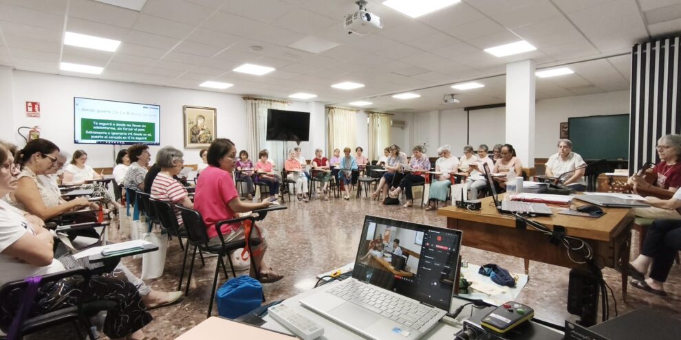 Inicia XXIII Capítulo General de las Oblatas