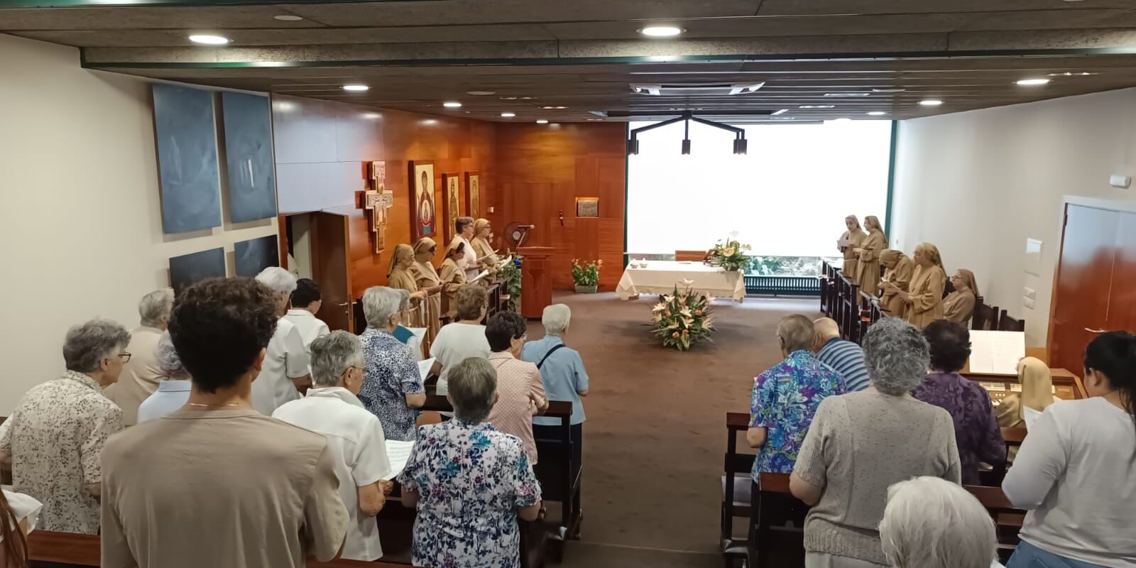Trobada a Vilobí d’Onyar amb motiu de la jornada dedicada a la vida contemplativa