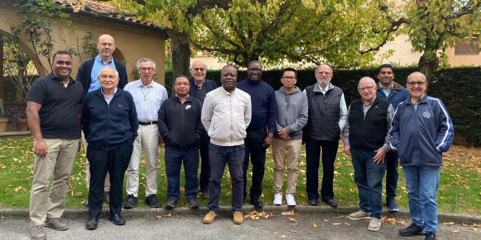 Els representants de les parròquies de Sanctus Paulus es reuneixen a Vic