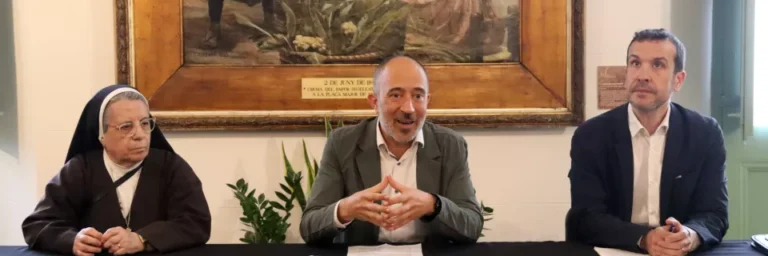 L’Ajuntament de Manresa signa la compra del convent de les Caputxines per més d’1,4M EUR