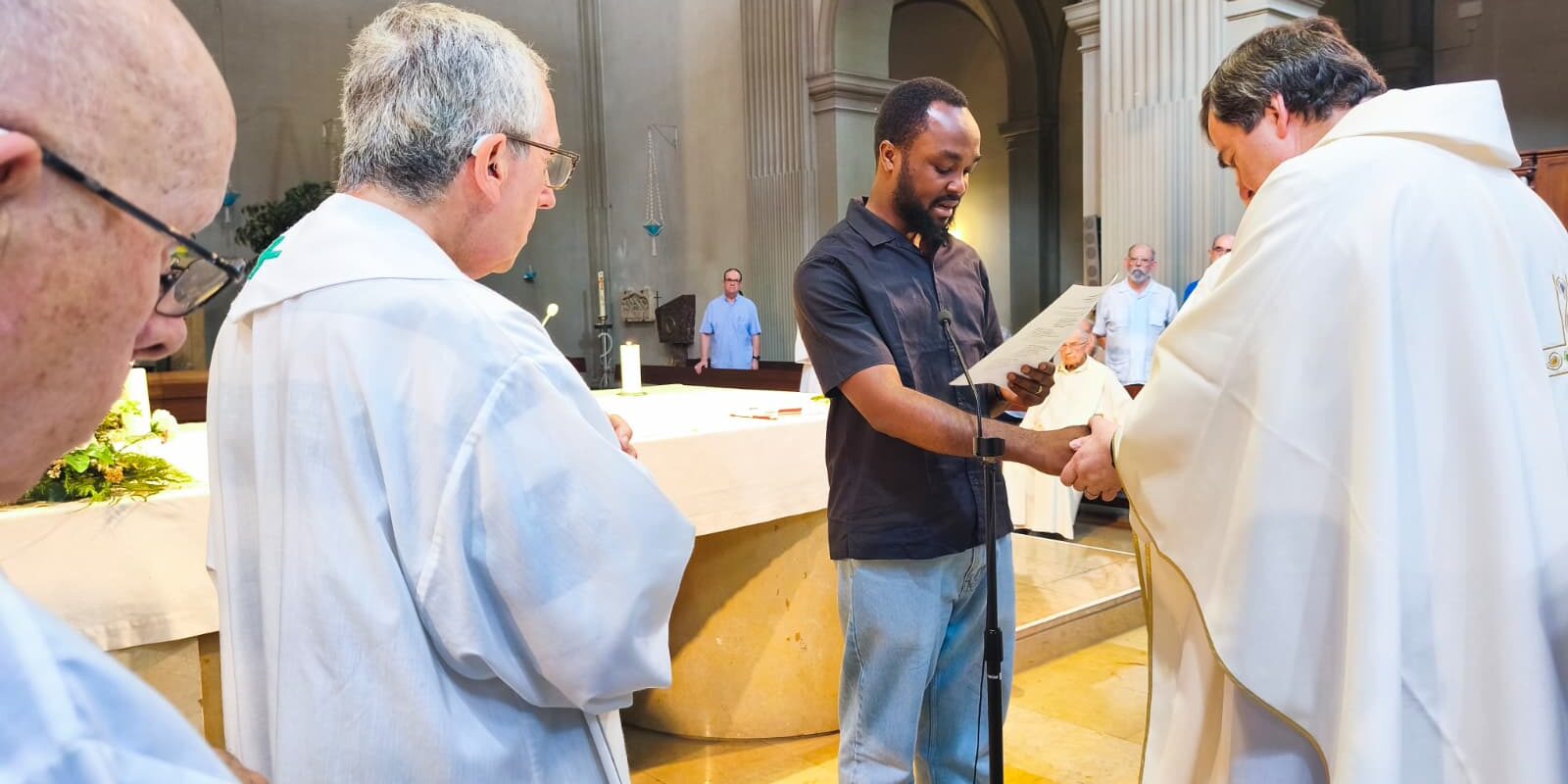 Renovació de vots temporals de Charles Onyekwere