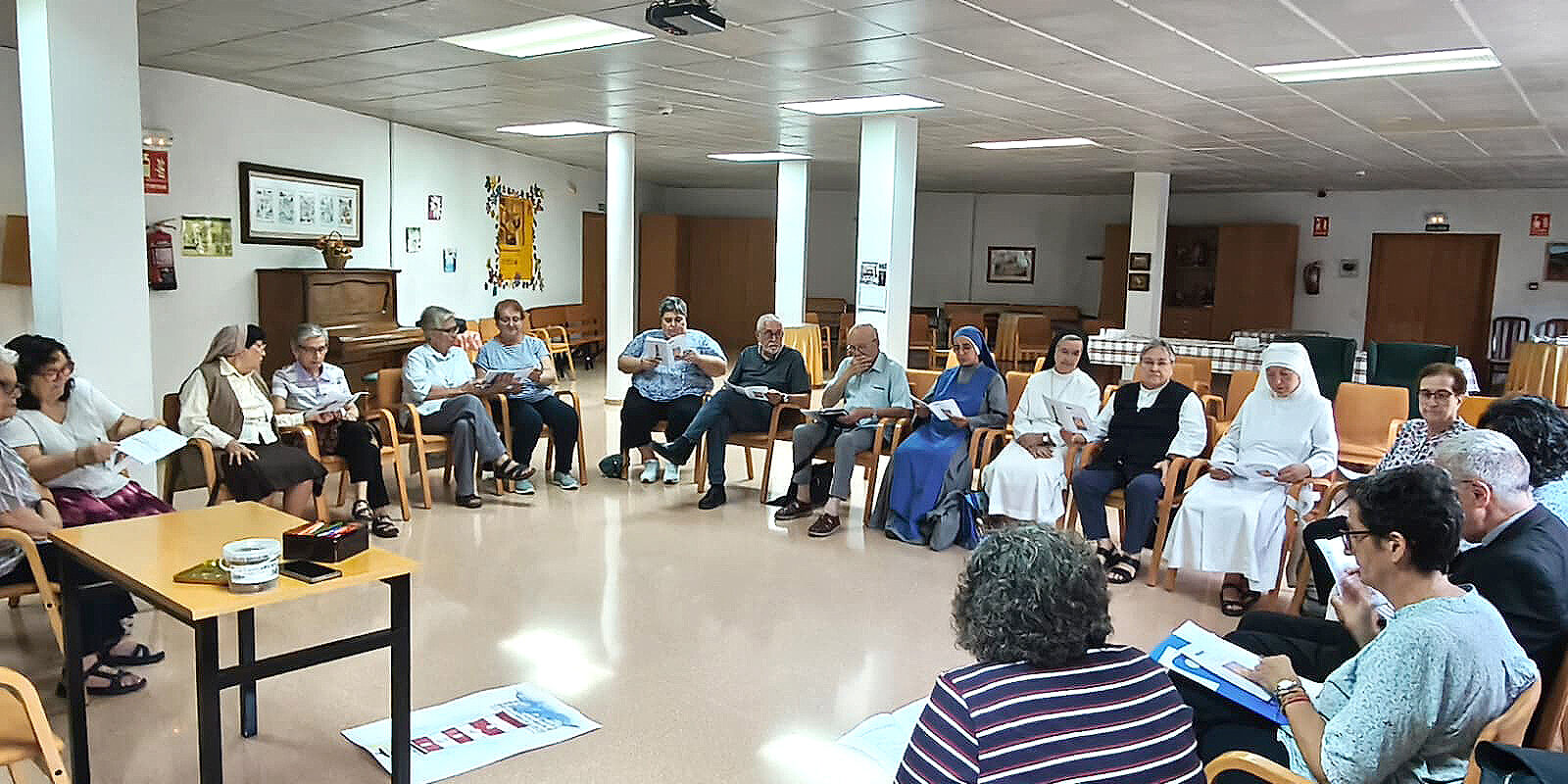 Los responsables de las comunidades religiosas de la archidiócesis celebran la reunión de inicio de curso