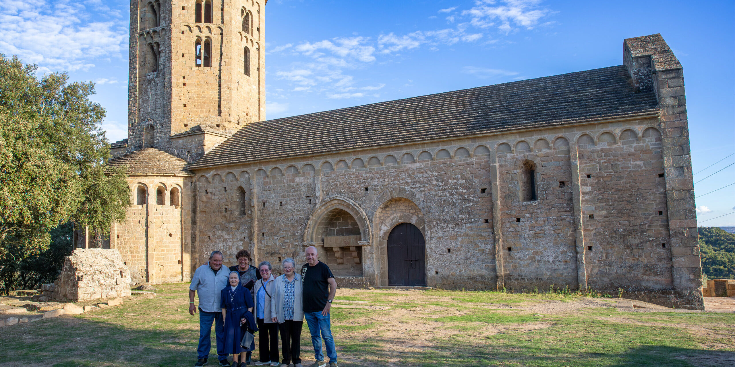 Sant Pere de Ponts acoge la visita de la Comunidad de Religiosas de Cristo Rey de Agramunt en las Jornadas Europeas del Patrimonio
